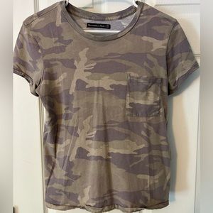 Camo Abercrombie pocket tee